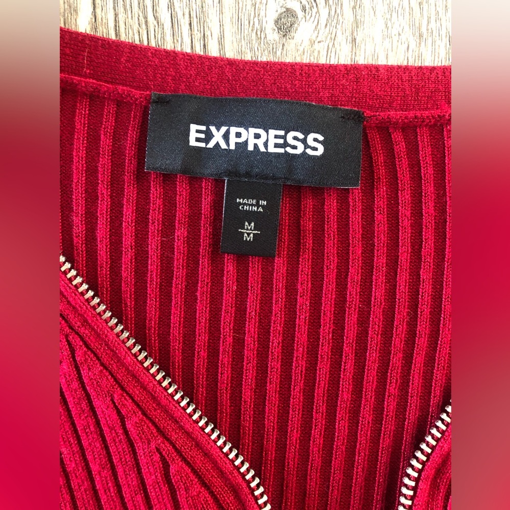 Express top size M - Picture 2 of 2
